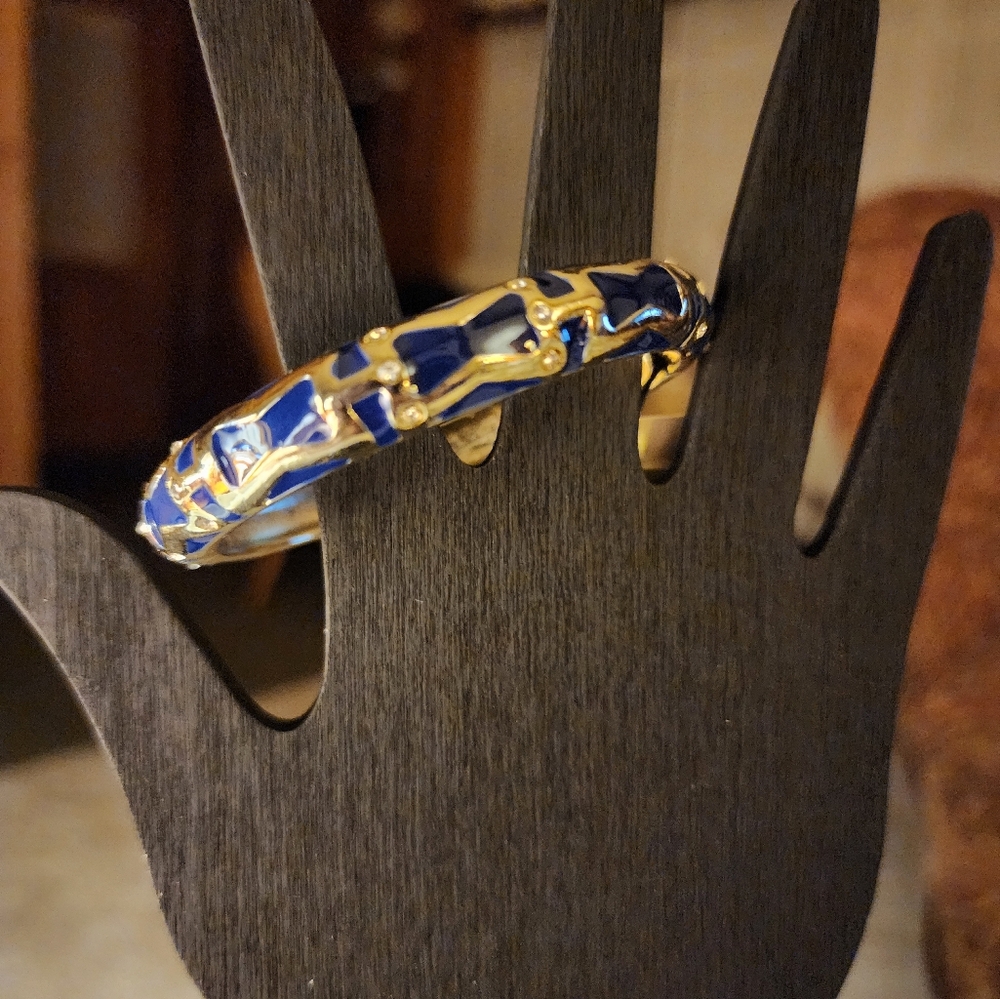 STUNNING Sequin™ Navy Enamel & Gold-Tone Hinged Bangle Bracelet
